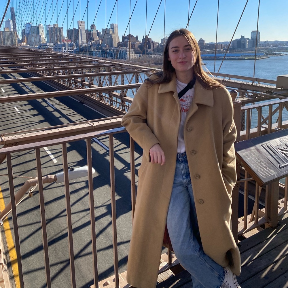 Meet your Posher, Edana